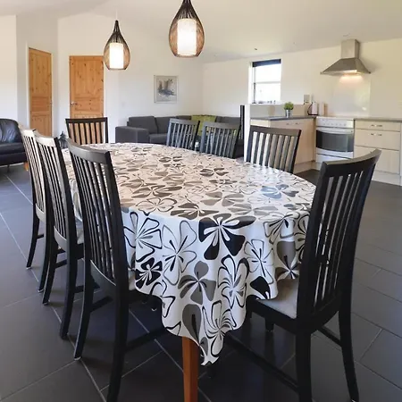 Feriehus Three-bedroom Holiday In *